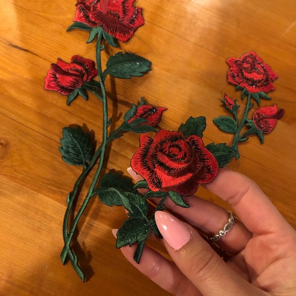 Other - rose patches set of 3 ♡